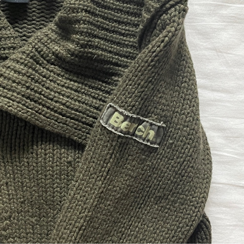 Bench Wrap Sweater - Picture 6 of 8